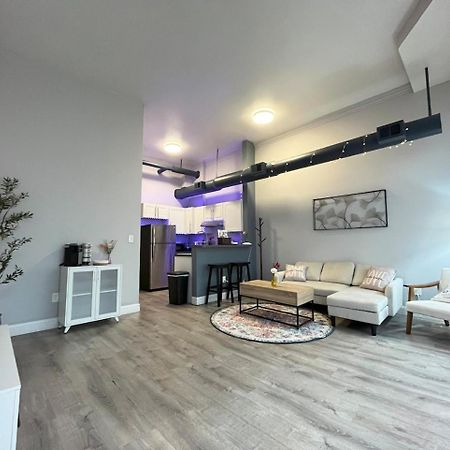 Local Modern Getaway - Ground Floor Apartment Кливланд Екстериор снимка